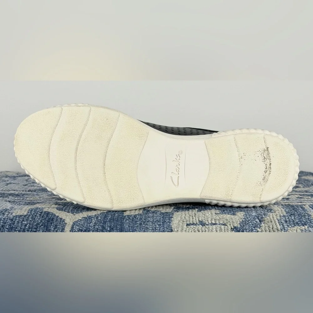 Clarks caroline ella